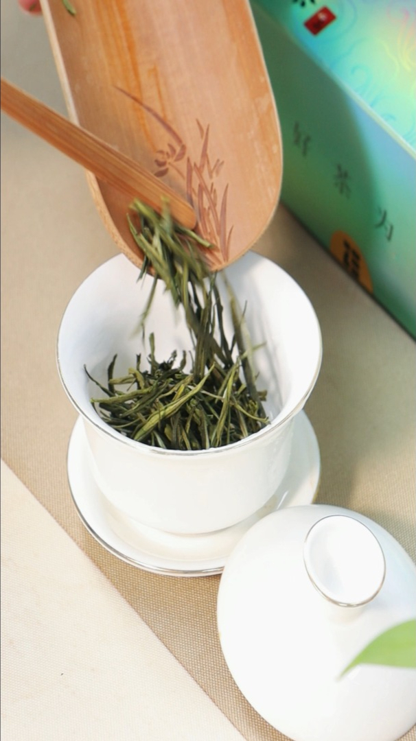 凤羽白茶被誉为茶中"白富美",绝不仅仅是因为颜值