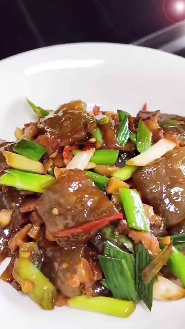 想让我发红薯粉炒肉教程,今天分享给大家-度小视