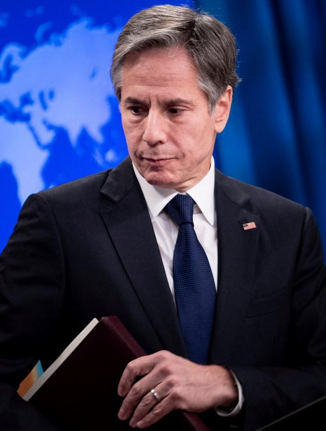 布林肯就台海摊牌,美发撤侨通知,民调:近半美民众反对出兵3