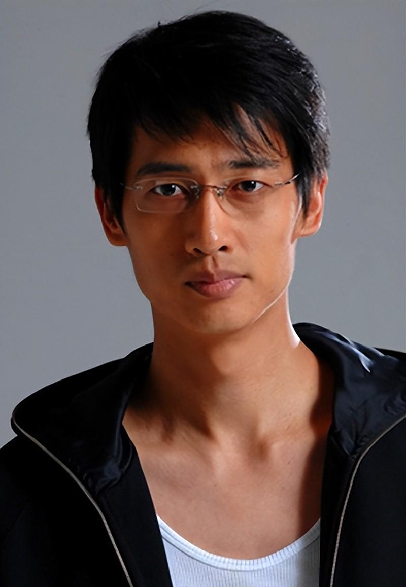 著名演员公磊,一个被长相耽搁,而被埋没二十多年的沧海遗珠!