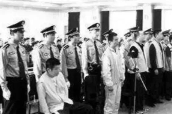 纪实:四平"黑老大"孙长春的江湖末路,正义终将战胜邪恶!