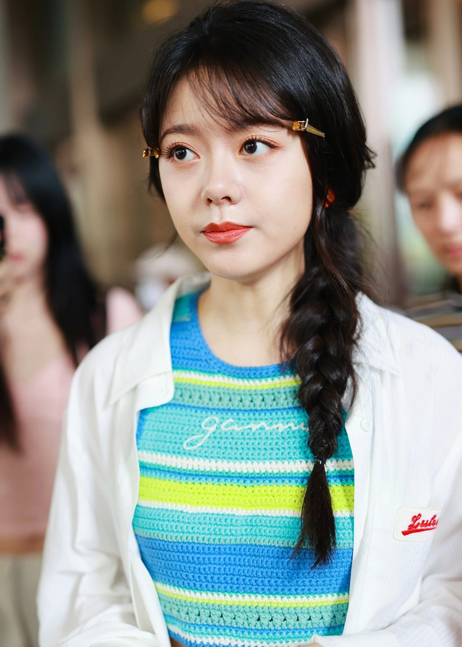 赵今麦hi6录制换发型了好青春!生图惊人! 麦麦出发去录制你好星期六啦