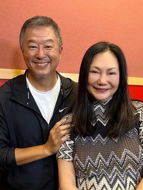 徐妈妈:镜头前扬言相信许雅钧,汪小菲才是她心中女婿第一人选1-度小视