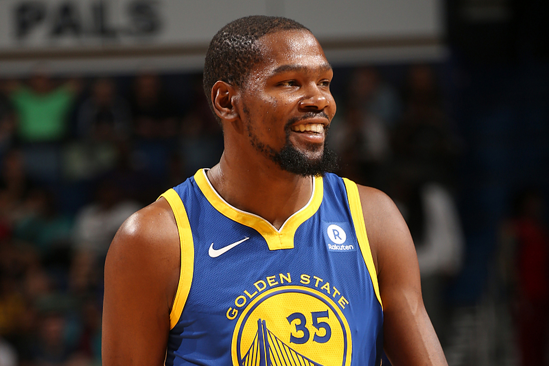 nba巨星凯文-杜兰特对太阳队战绩不佳感到沮丧,担心无法赢得总冠军.