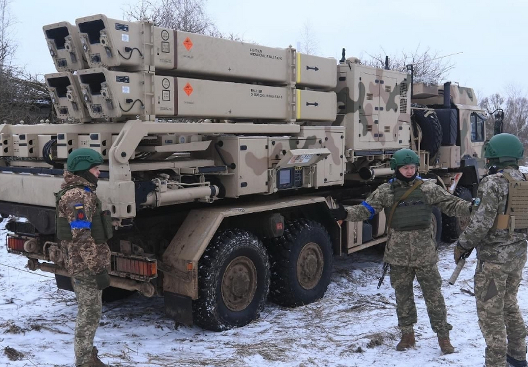 iris-t slm防空导弹系统由德国代傲防卫公司(diehl bgt defense)研发.