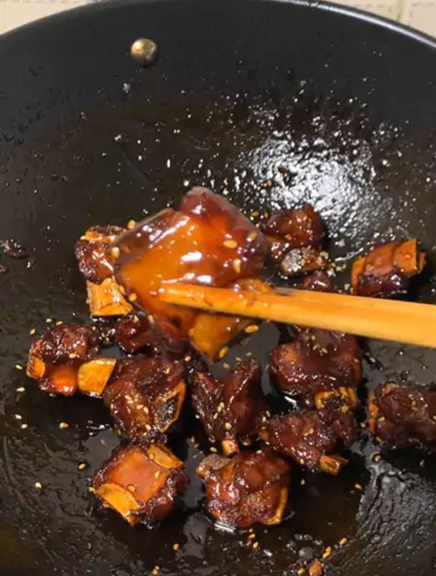 糖醋排骨|巨巨巨香好吃到吮手指 制作步骤:1排骨