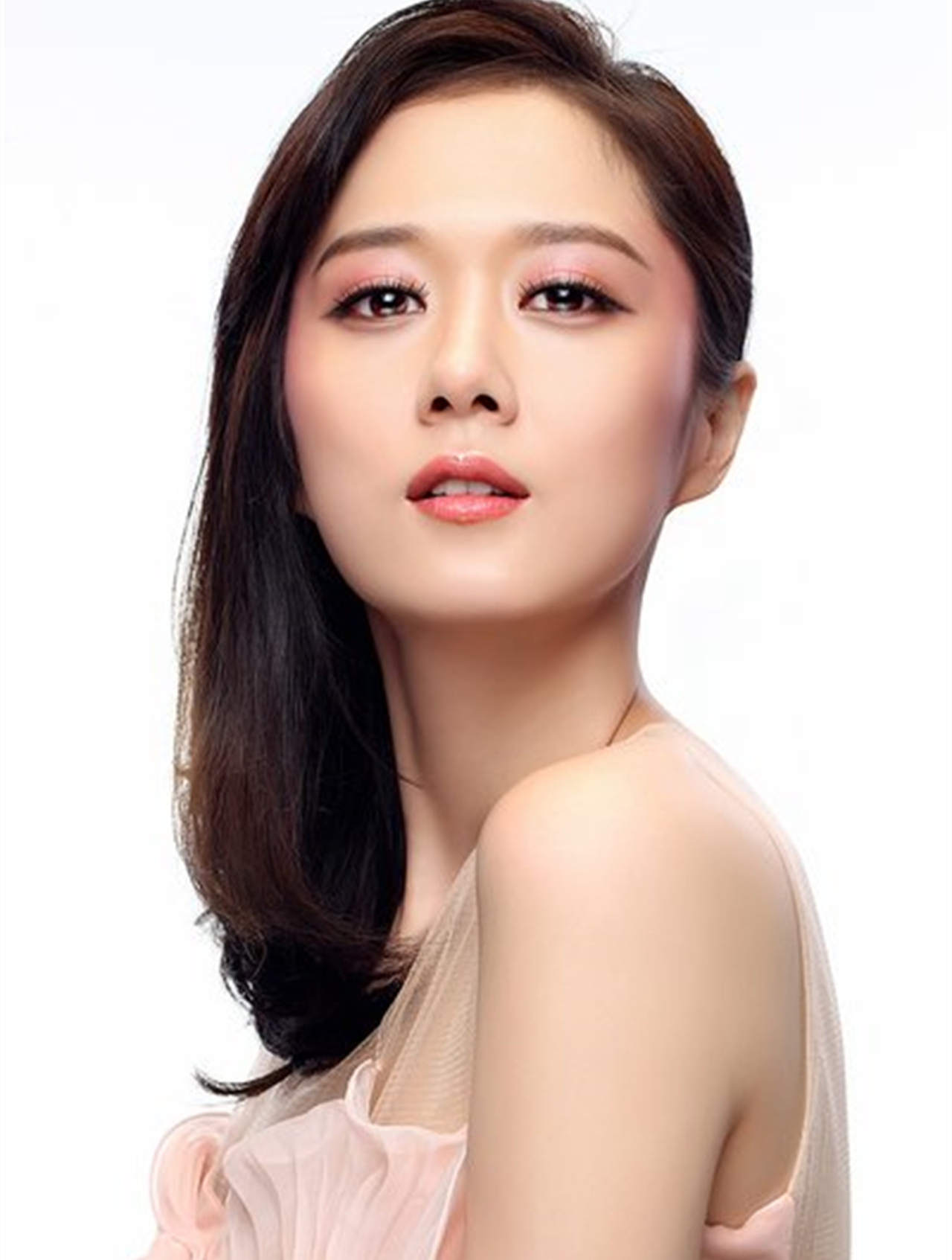 韩国女星张娜拉图片