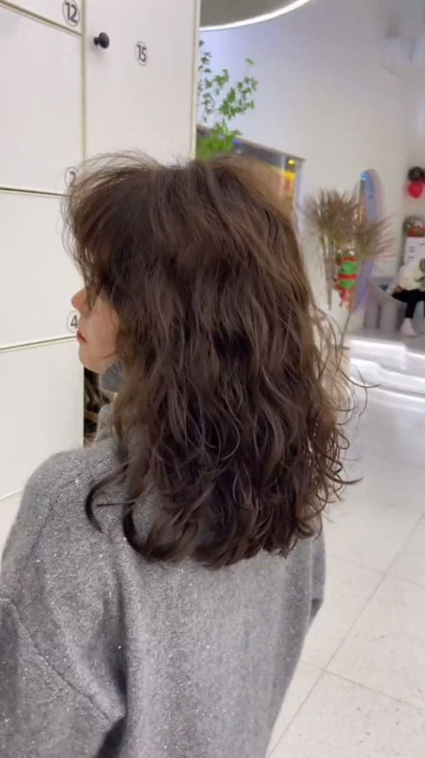 慵懒的烫发中发烫慵懒的烫发温柔仙气卷发