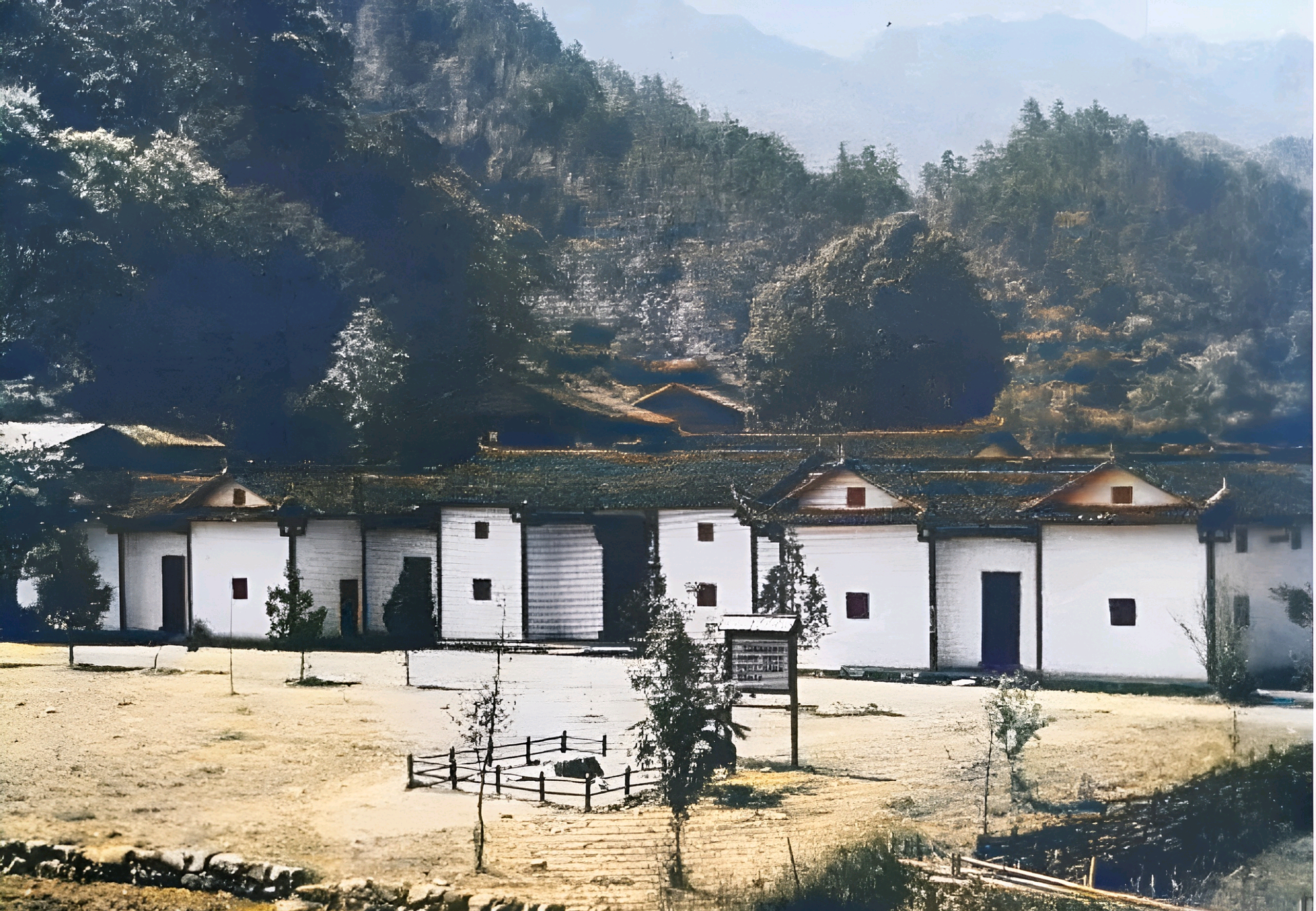 你没见过上色后的井冈山革命根据地