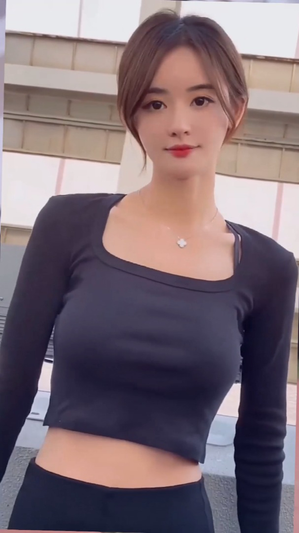 程楠街拍:要相信,总有人隔着星辰大海,奔你而来