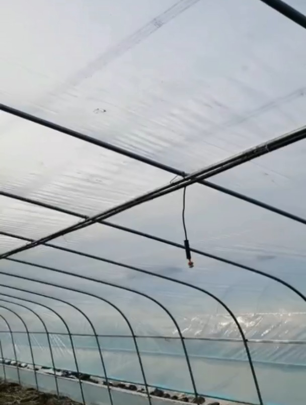 新建蔬菜大棚吊悬微喷安装方法-度小视