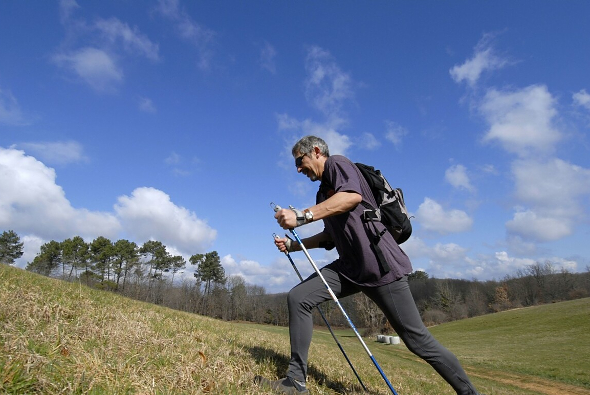 走路运动有讲究,掌握5个要点很重要
