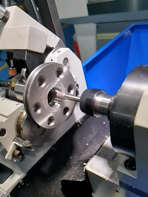 新款冲子内孔机,正佳研磨机,正佳内孔机,内径研磨机-度小视