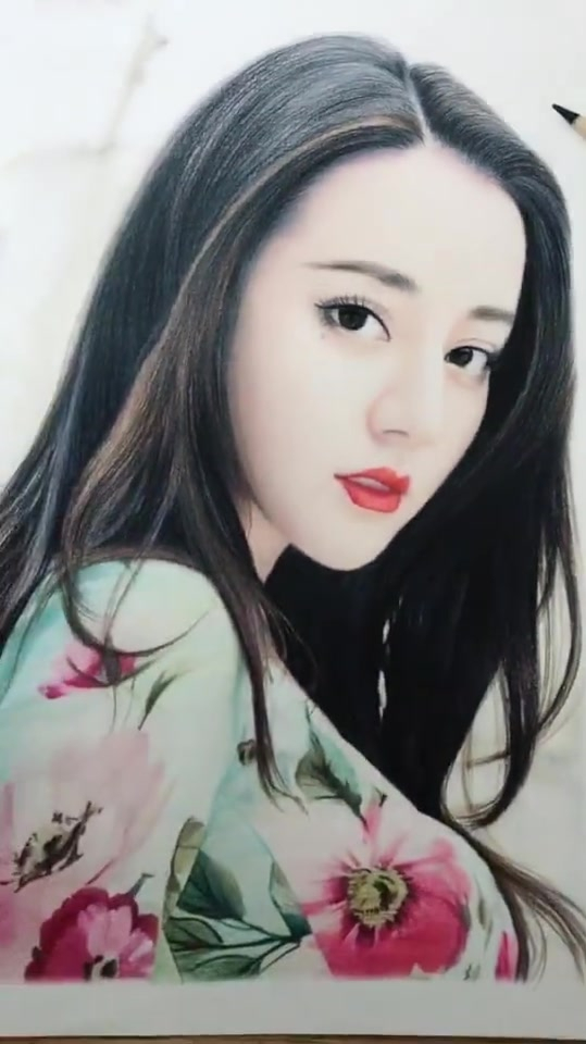 彩铅手绘画迪丽热巴