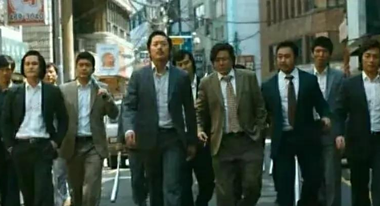 纪实:通辽市"最牛黑老大"易连峰的罪恶人生之路!