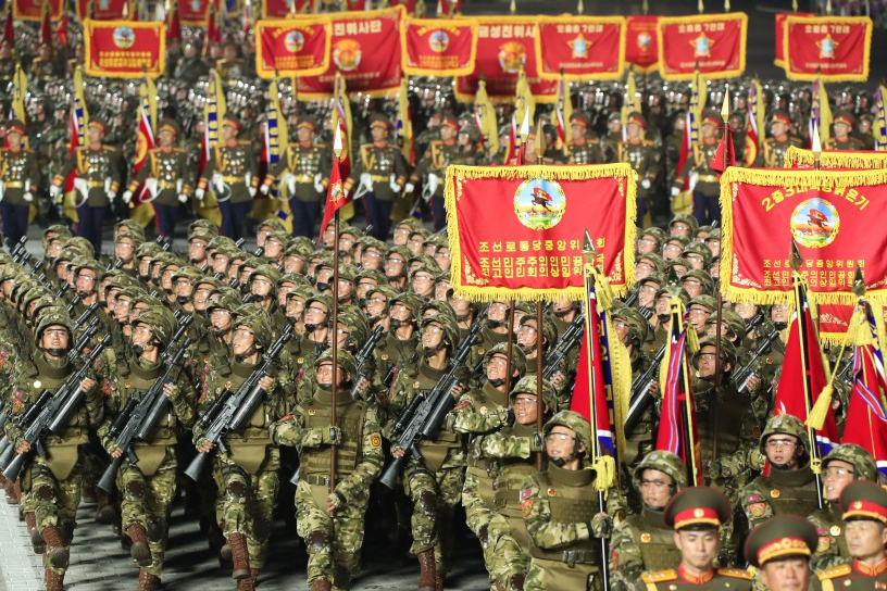 朝鲜阅兵装备图片