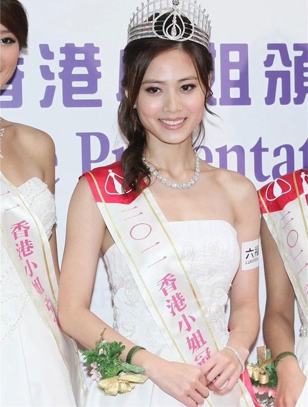 朱晨丽击败林淑敏,朱千雪拿下最佳女配角遭嫉妒,被公开排挤(2)