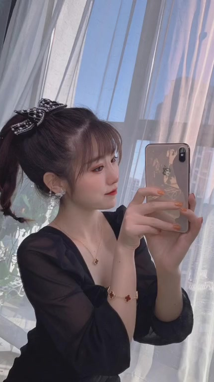 小姐姐们看过来!教你扎出不一样的高马尾