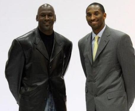 科比肩宽是多少?