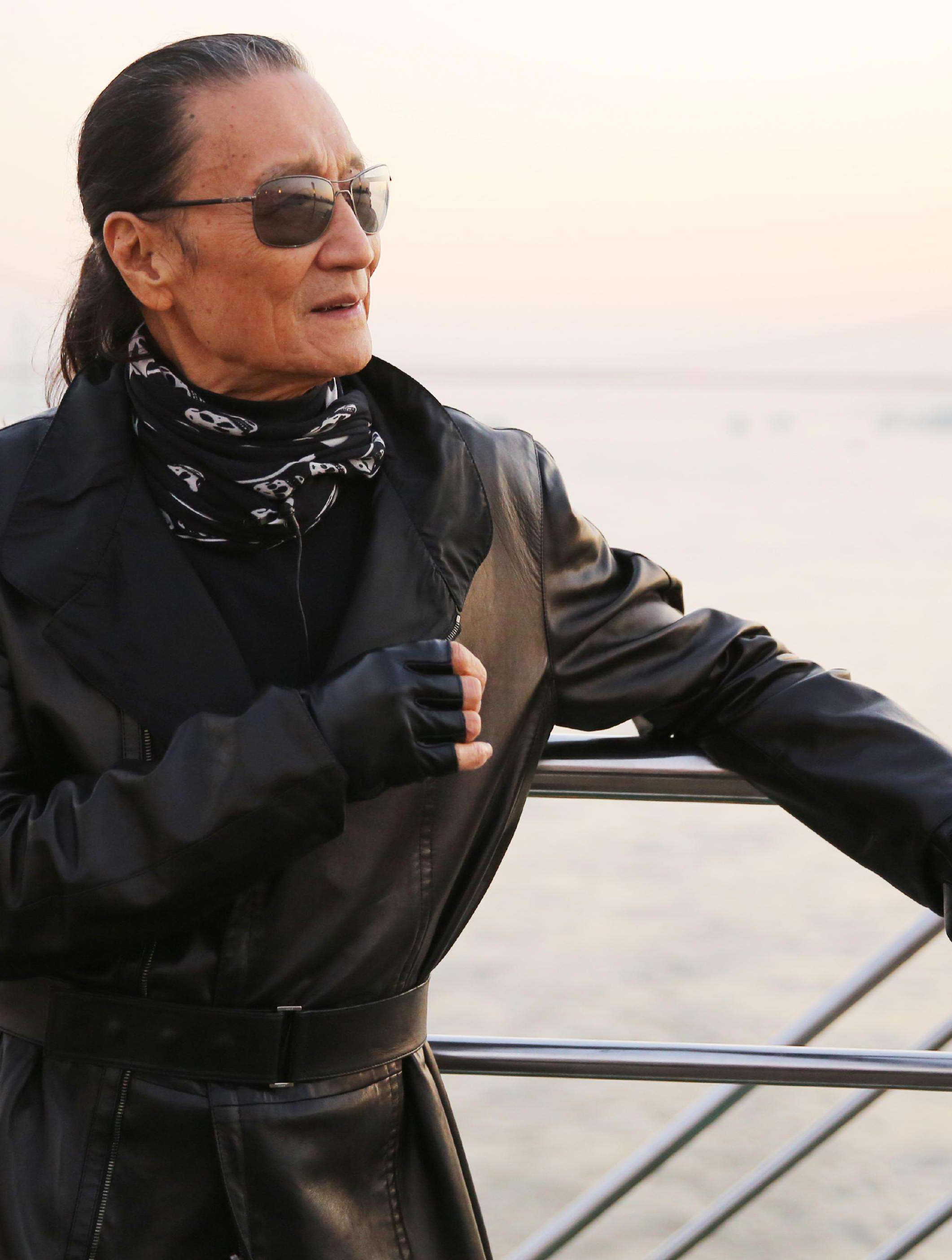 谢贤欠千万债务,妻子狄波拉无奈敲赌王房门,到底发生了什么2