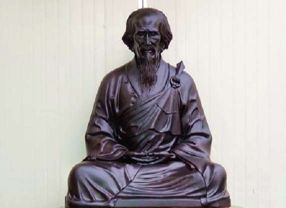 佛教:虚云法师,乃晚晴禅宗泰斗