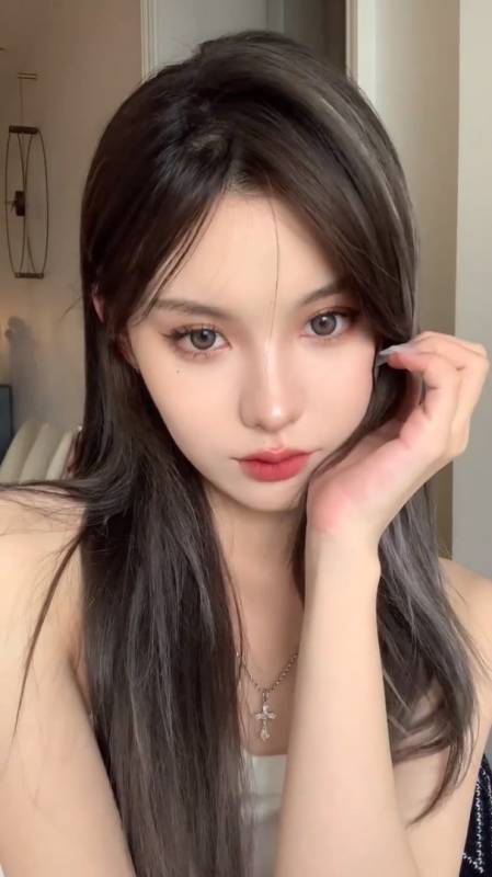 海王姐姐在线撩人 浓颜钓系美人妆