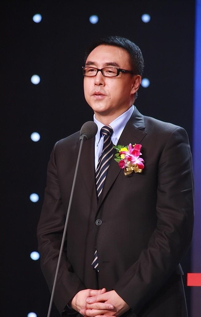 要说王冼平也是一个人物,别人都觉得郎昆特别厉害,因为郎昆确实很强