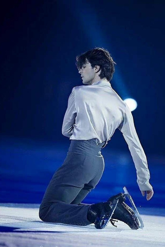 花滑世锦赛|兰比尔不仅仅是冰场最帅教练