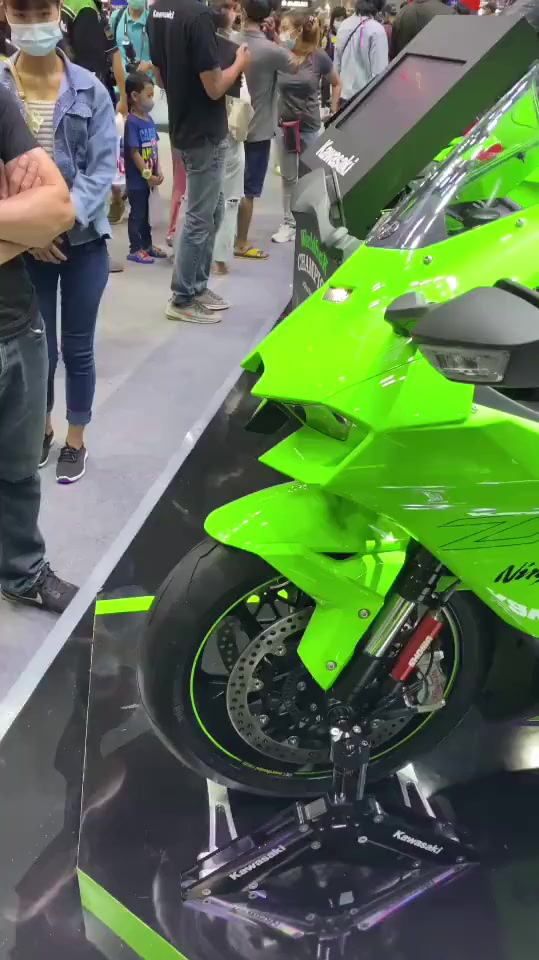 2021款川崎双r大牛