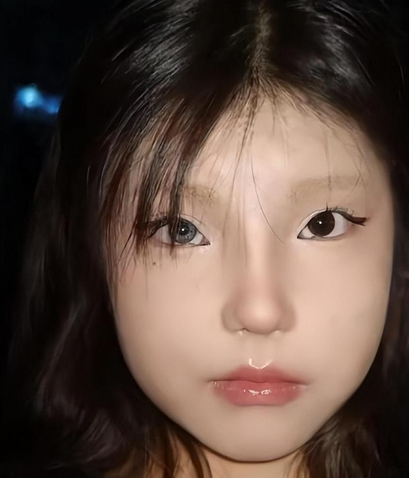 回顾一男童天生拥有蓝眼夜晚看东西如白天检查结果让全家沉默