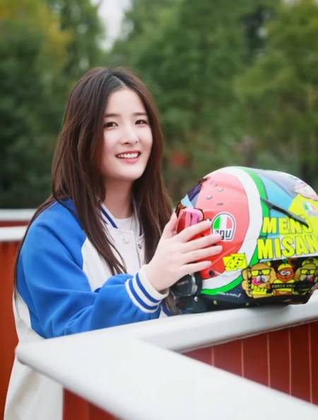 主线任务搞钱旅游自由美丽