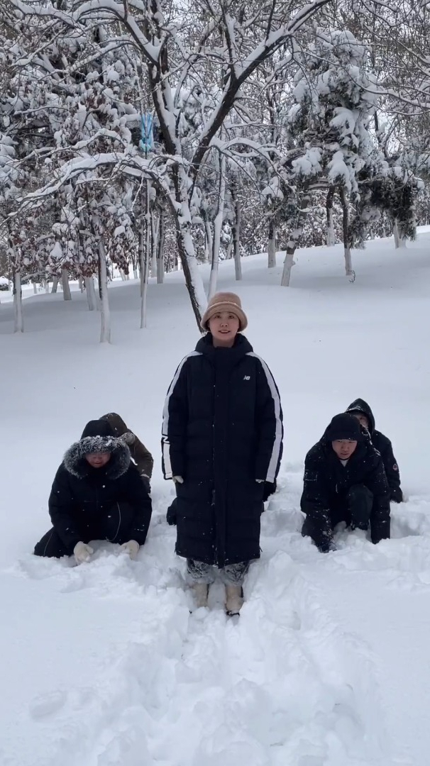 谁打我嘴里了,东北打雪仗有多狠