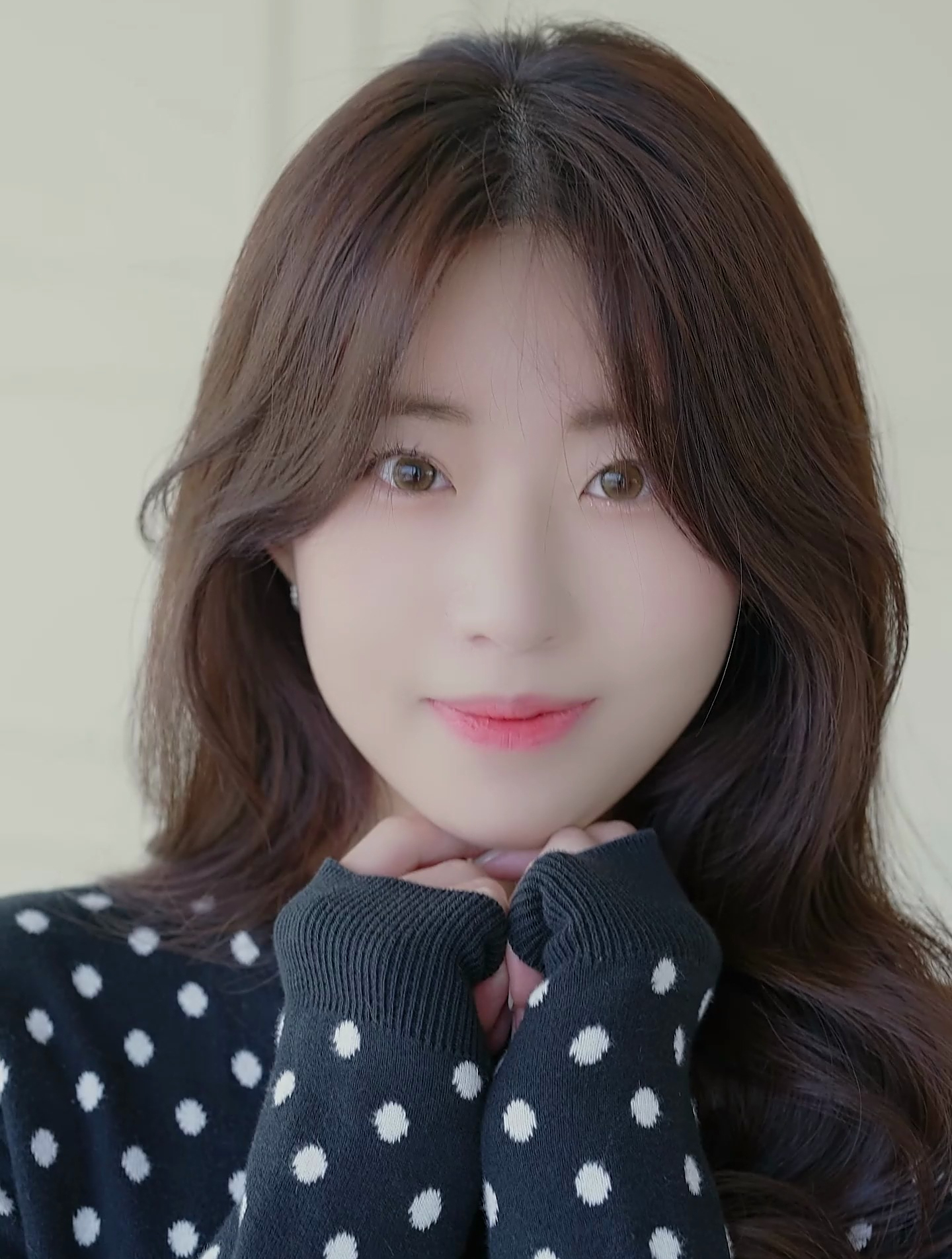 时尚服饰模特晓雪儿,风华绝代,楚楚动人,貌赛西施