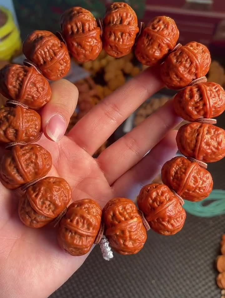 京八棱精品文玩京八棱小核桃万物皆可盘野生小众文-度小视