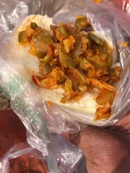 安全下山,吃了一顿美食,馒头配榨菜巴适中国森林消防西昌-度小视