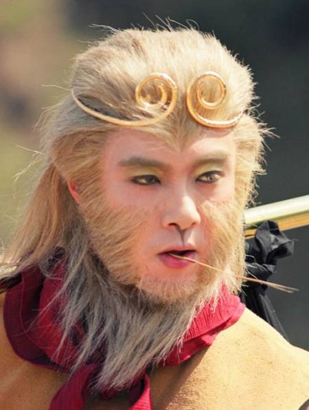 96版西游记:八戒被妖怪打回原形,结果竟是它贪恋红尘-度小视