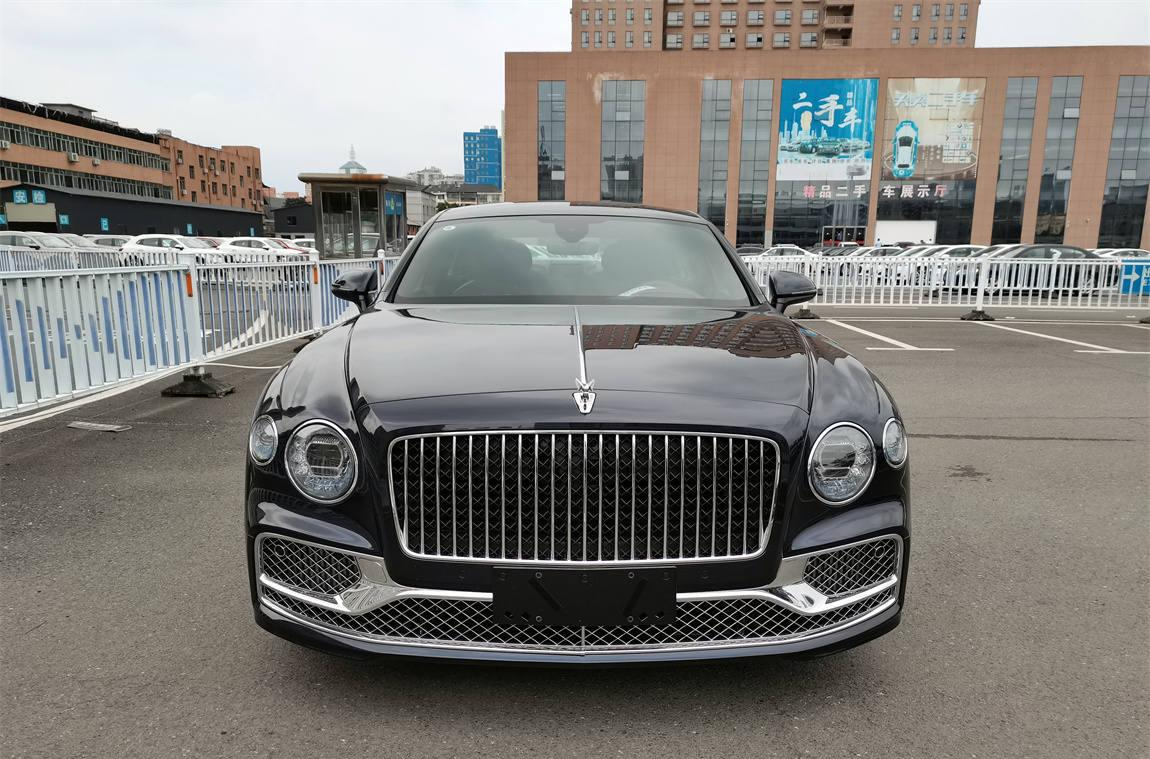 2021款宾利飞驰v8解析:它不愧为宾利旗下最受欢迎的 d级轿车