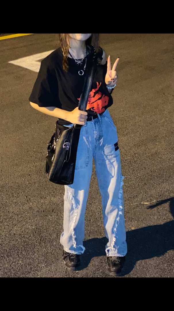 ootd穿搭分享越来越非主流了