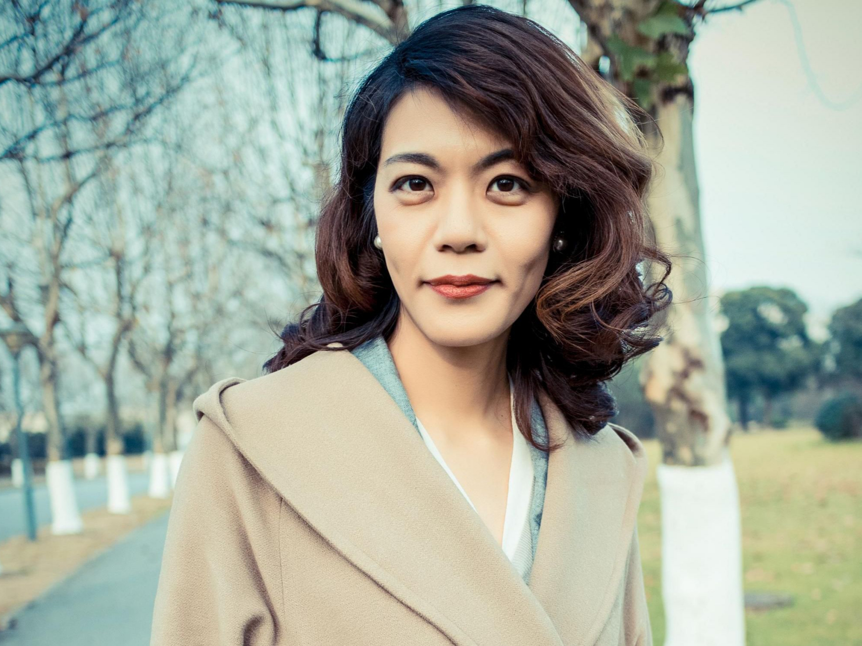 复旦女教授陈果:"人要有翻篇的能力,不依不饶就是画地为牢.