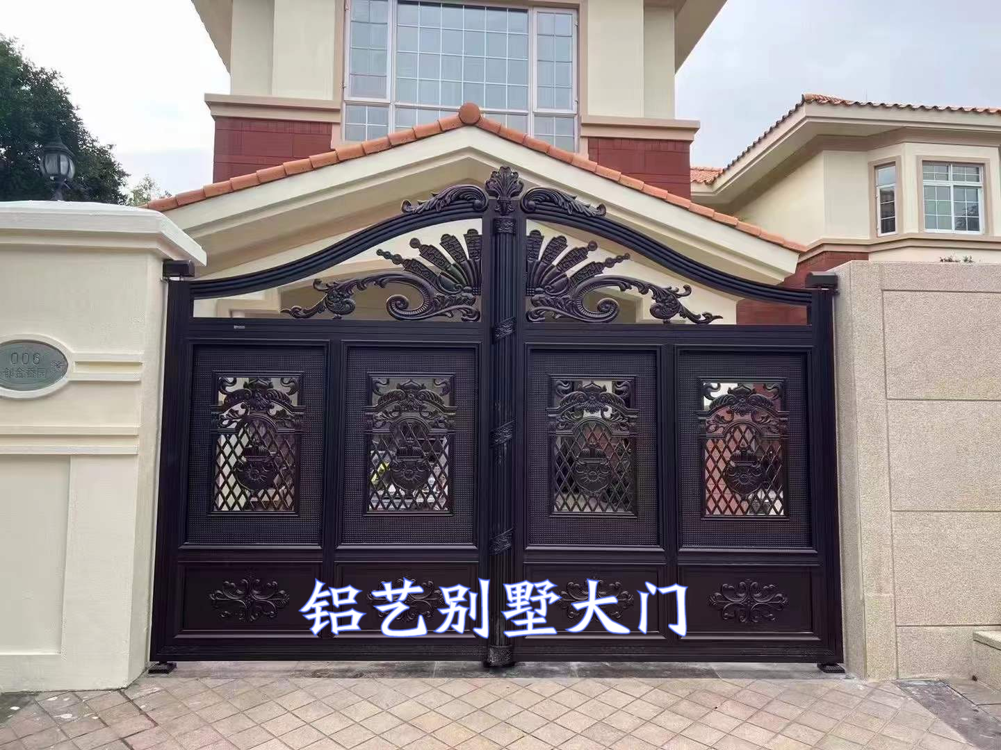 福州别墅大门怎么选?大成铝艺为您推荐