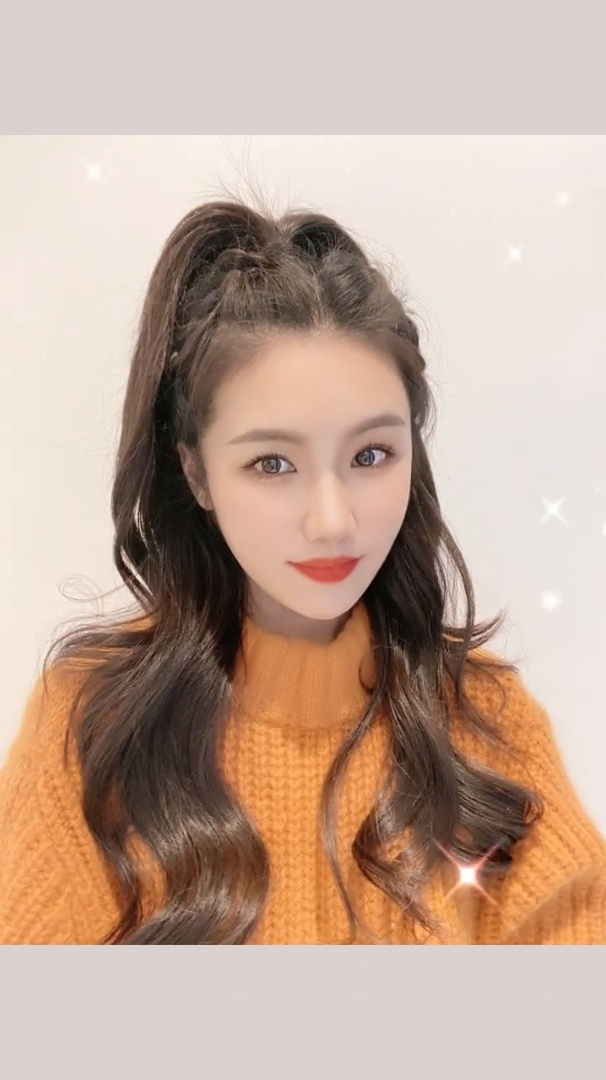 增高颅顶半扎发快来试试这款麻花辫半扎发吧-度小视