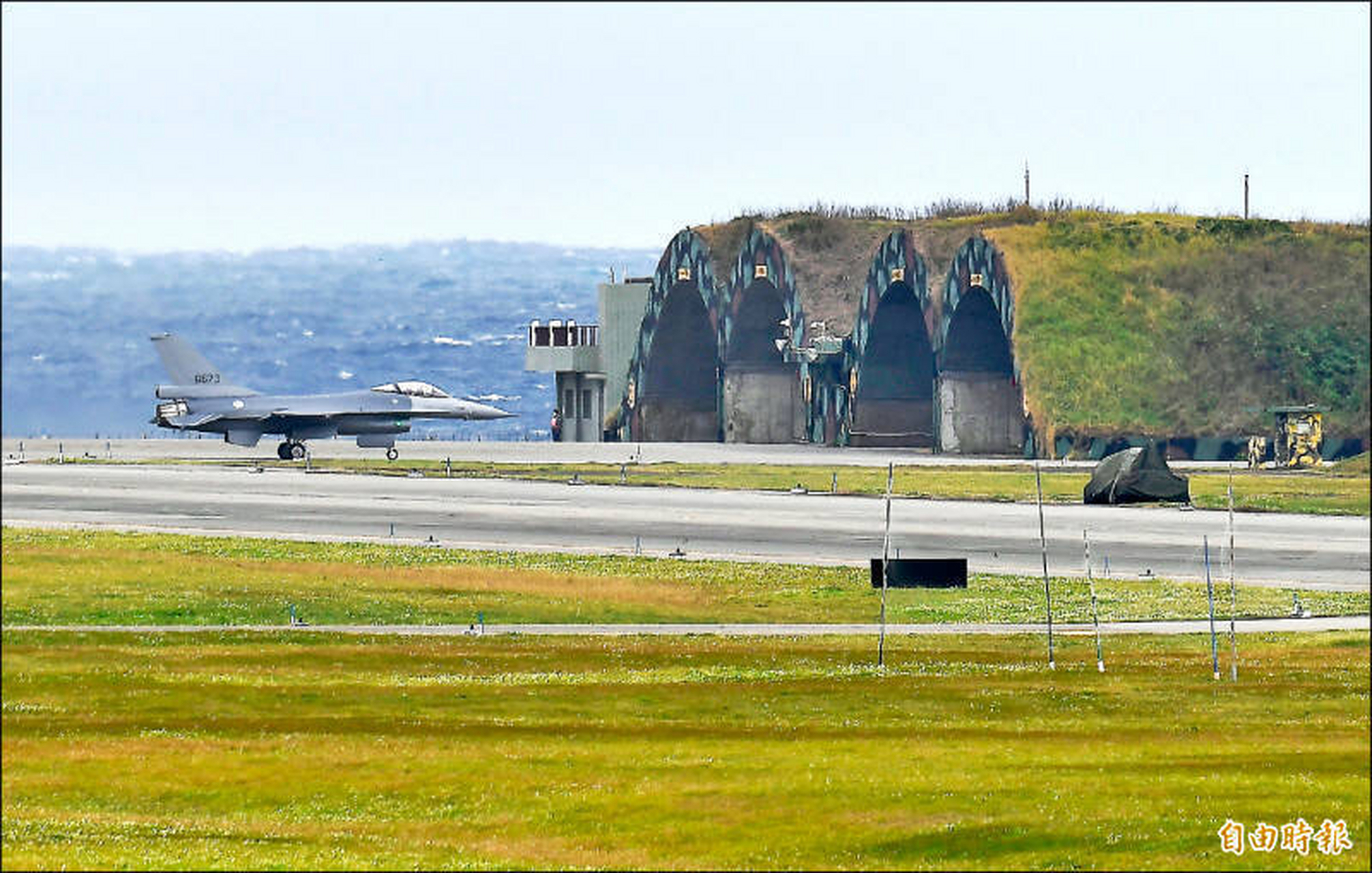 清泉岗空军基地图片