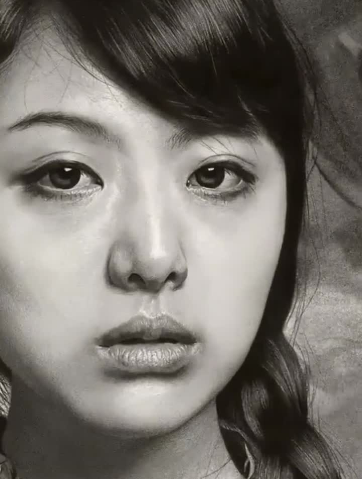 刘斌写实素描细节展示——民族风女郎素描教师画-度小视