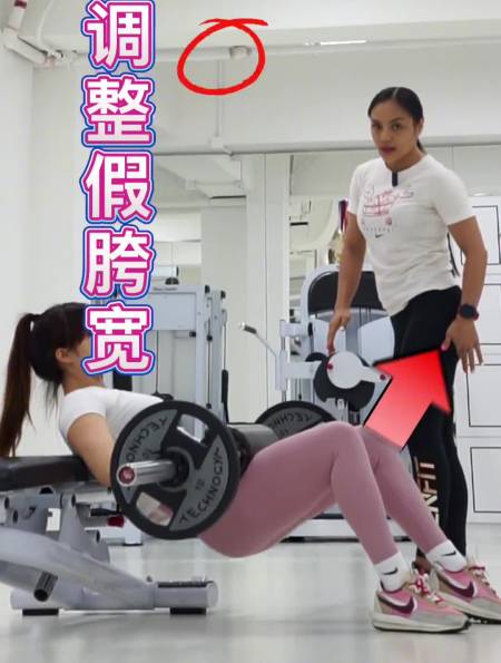 假胯宽训练要点,训练我们的外旋肌群-度小视