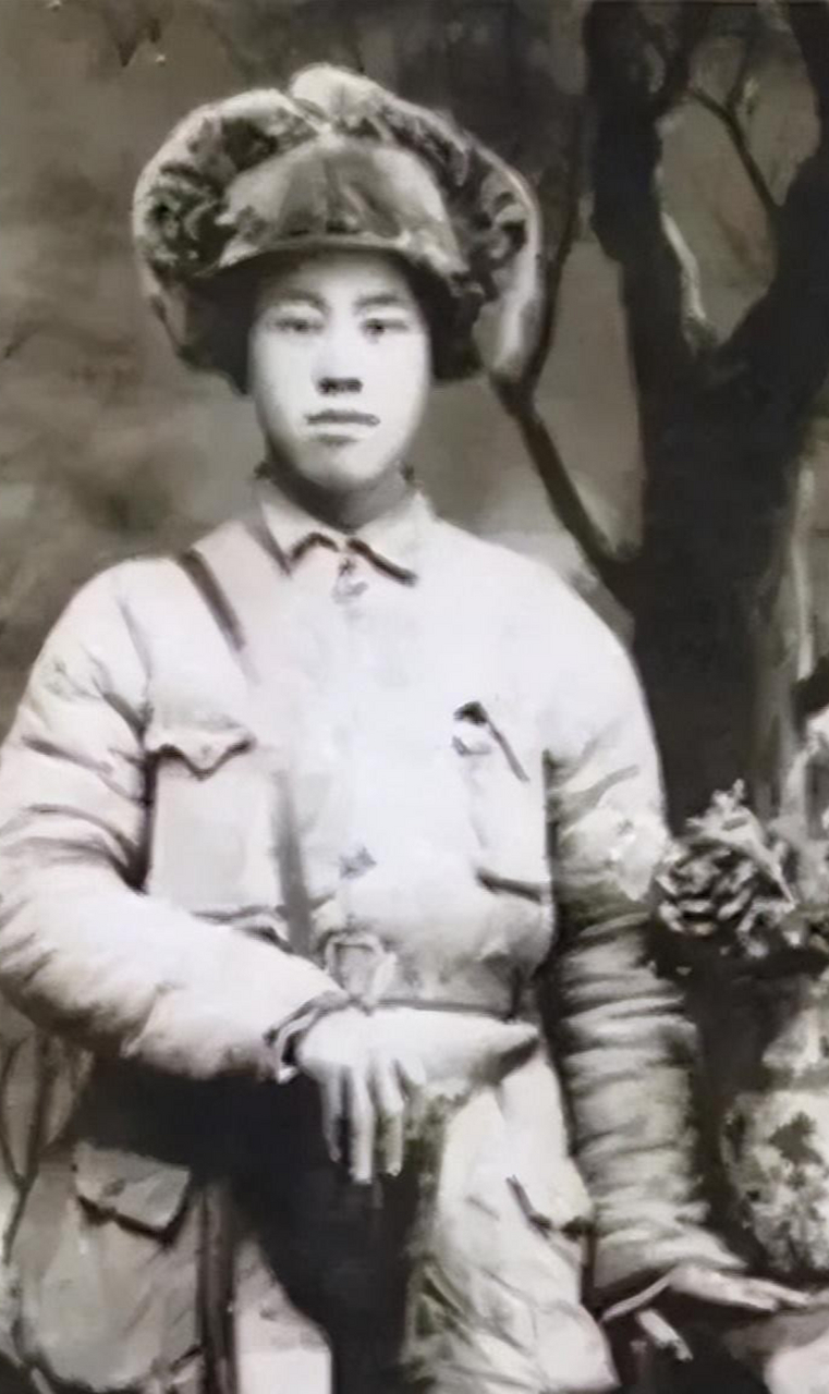 1936年,女战士赵玉仙被叛徒出卖,成了鬼子的阶下囚,鬼子小队长见到她