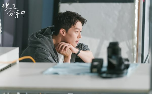 《现正分手中》导演曝秘辛:剧中照片真的是张基龙拍的