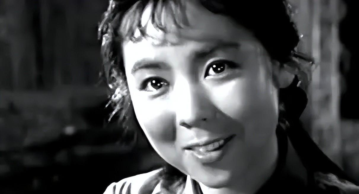 刘尚娴因饰演英雄儿女中的王芳走红患难婚姻格外美丽