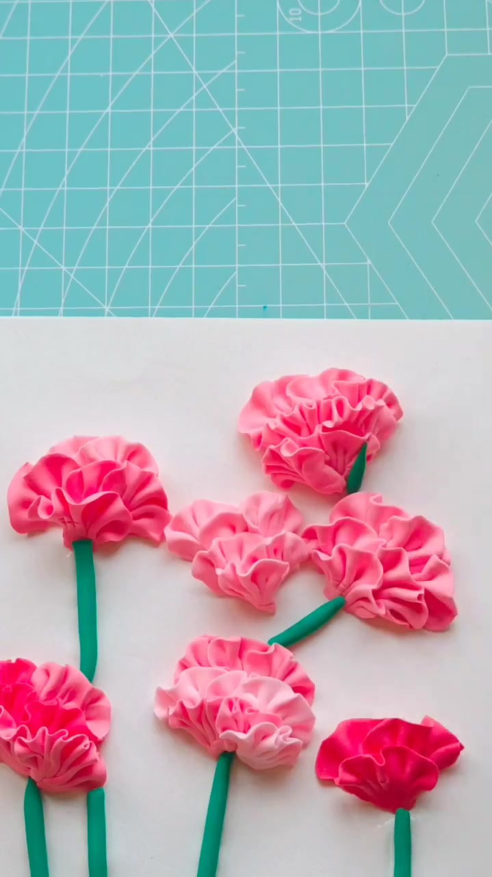 粘土康乃馨画,花与爱意永不凋谢-度小视