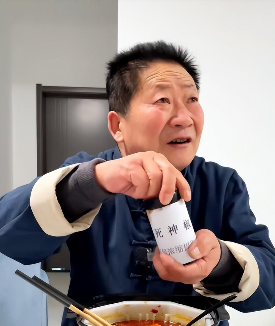 回顾中国辣王李永志5斤辣椒配白酒吃了38年如今身体怎样了