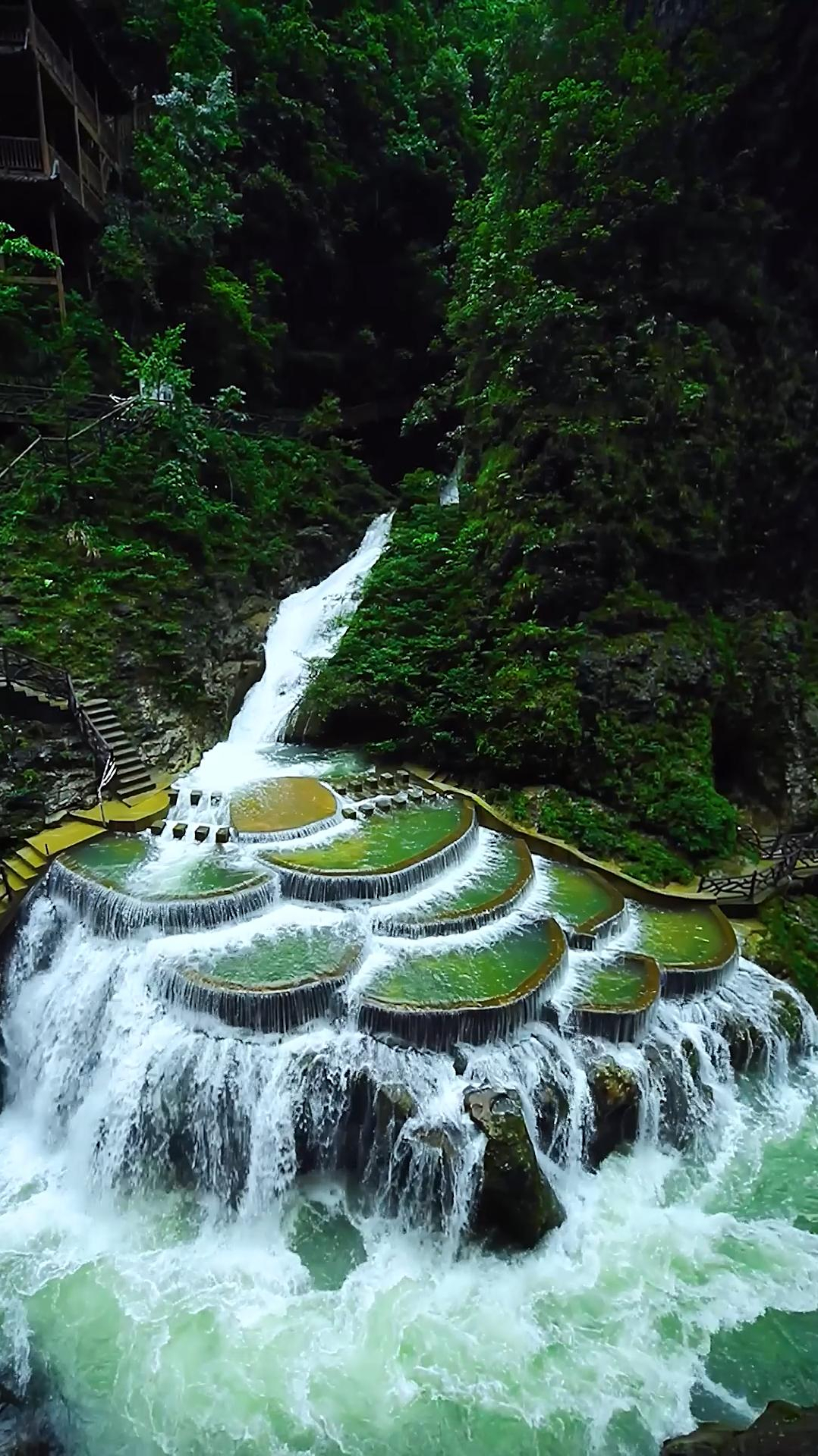 闻笛声,看细水长流,不恋尘世浮华,不写红尘纷扰;愿岁月静好